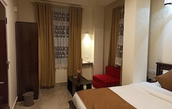 Deluxe Double Rooms with Free Wifi