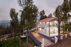 StayVista at Villa Misty Oaks, Ooty
