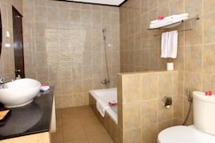 Puri Saron Baruna Beach Hotel, Bali