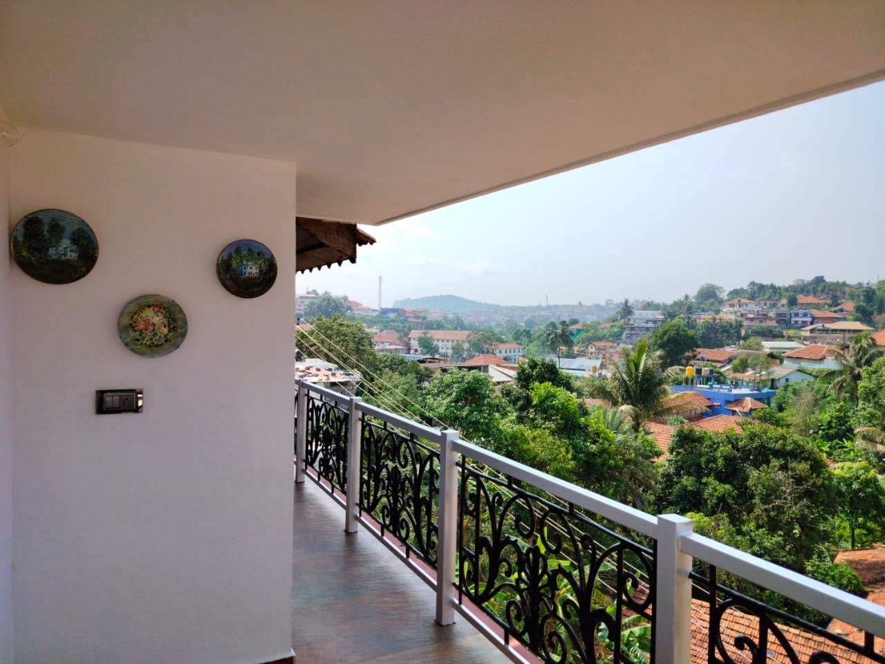 The White House, Madikeri - Tap to explore photos