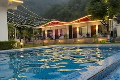 Green Heaven Resort., Rishikesh
