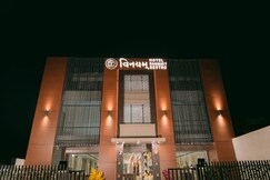 HOTEL VINAYAM, Damoh