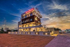 Grand Regal, Uran Islampur