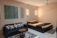 Uptown Escape Premium 1Rk, Jorhat