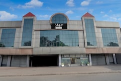 Collection O Amritsar Bus Stand Formerly Hotel Ricky International, Amritsar