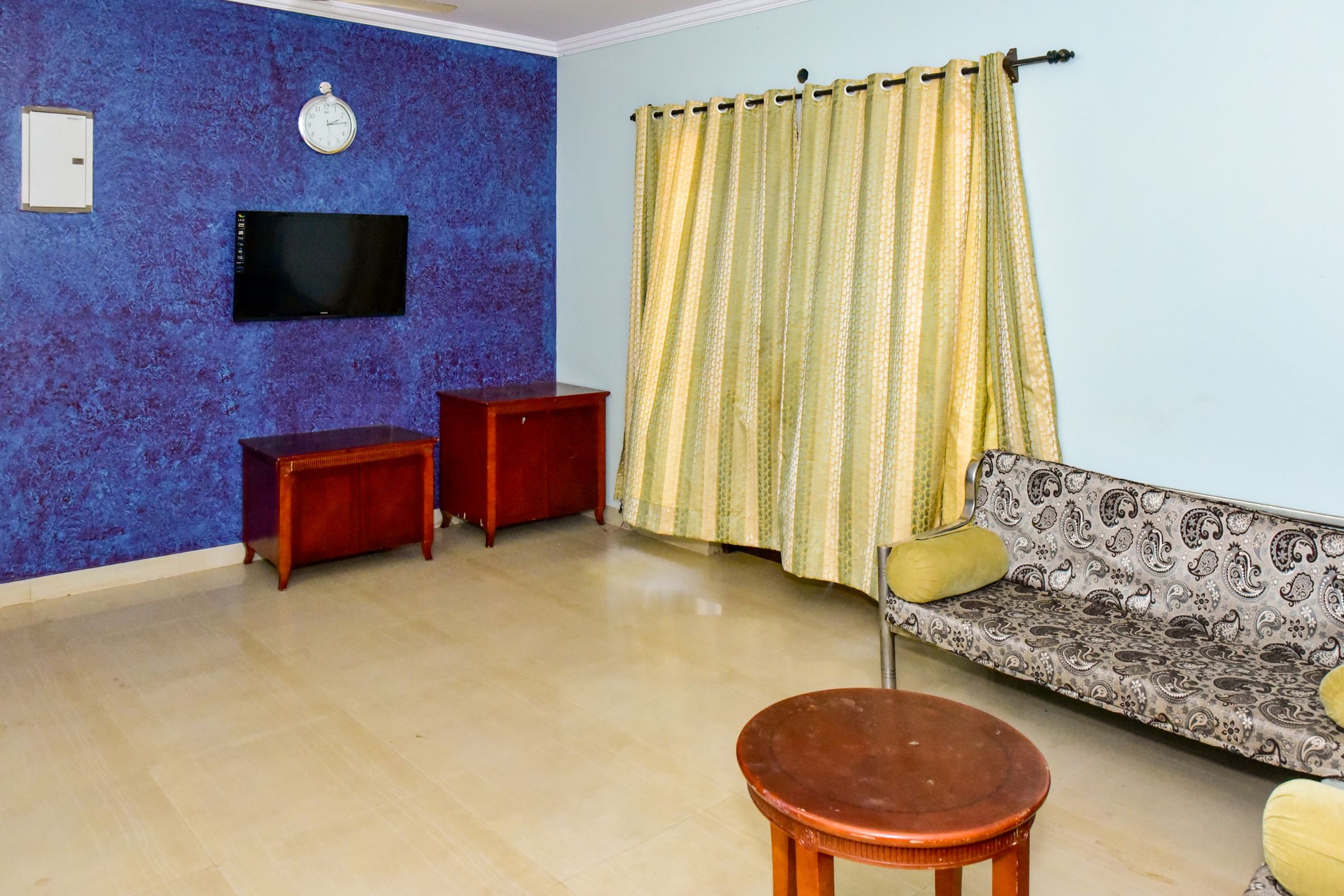 2BHK Candolim Holiday Flat - Tap to explore photos