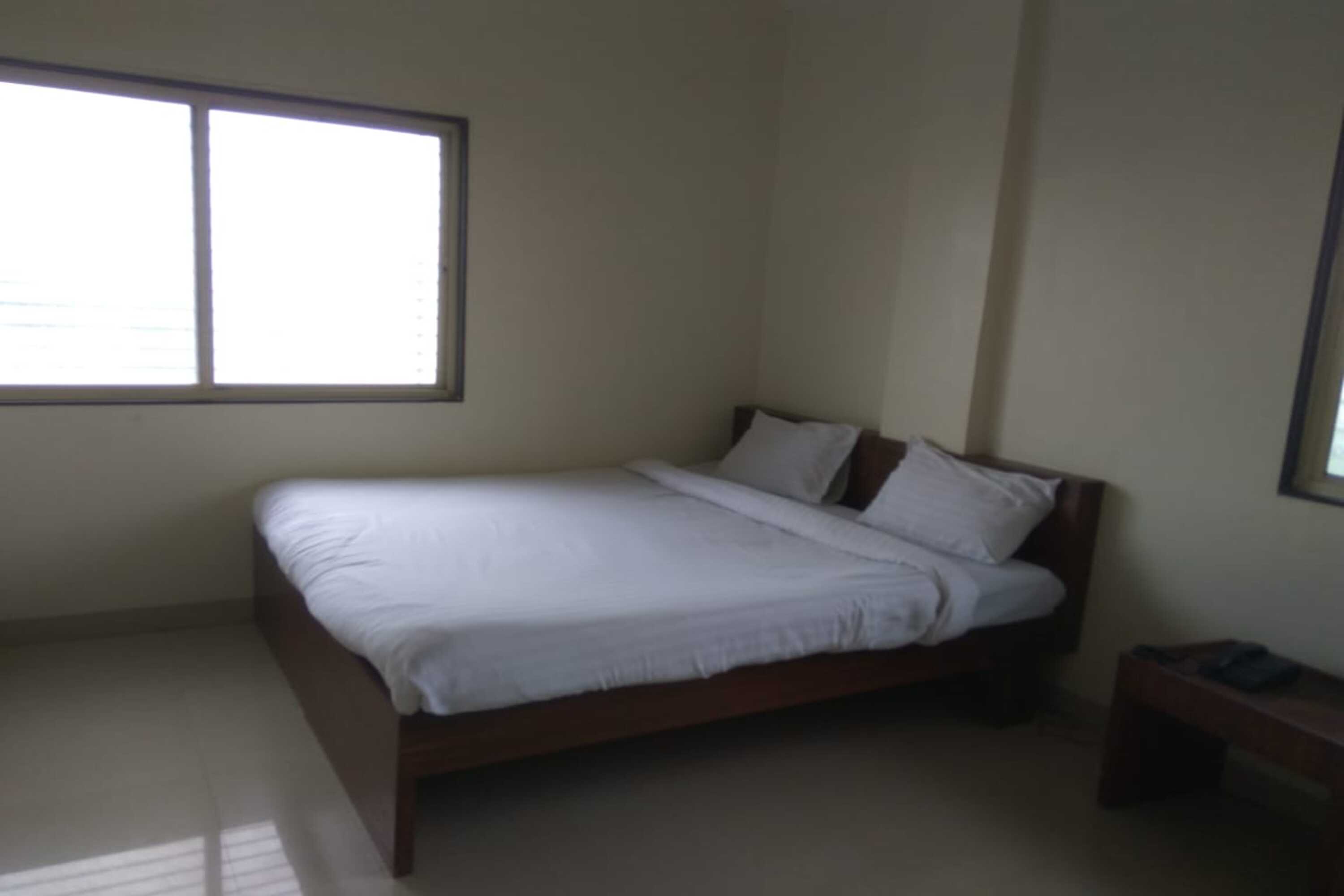 Hotel Vivek Executive - Tap to explore photos