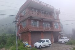 Red Brick Homestay, Kullu