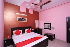 Hotel Tourist Bar & Restaurant, Agra