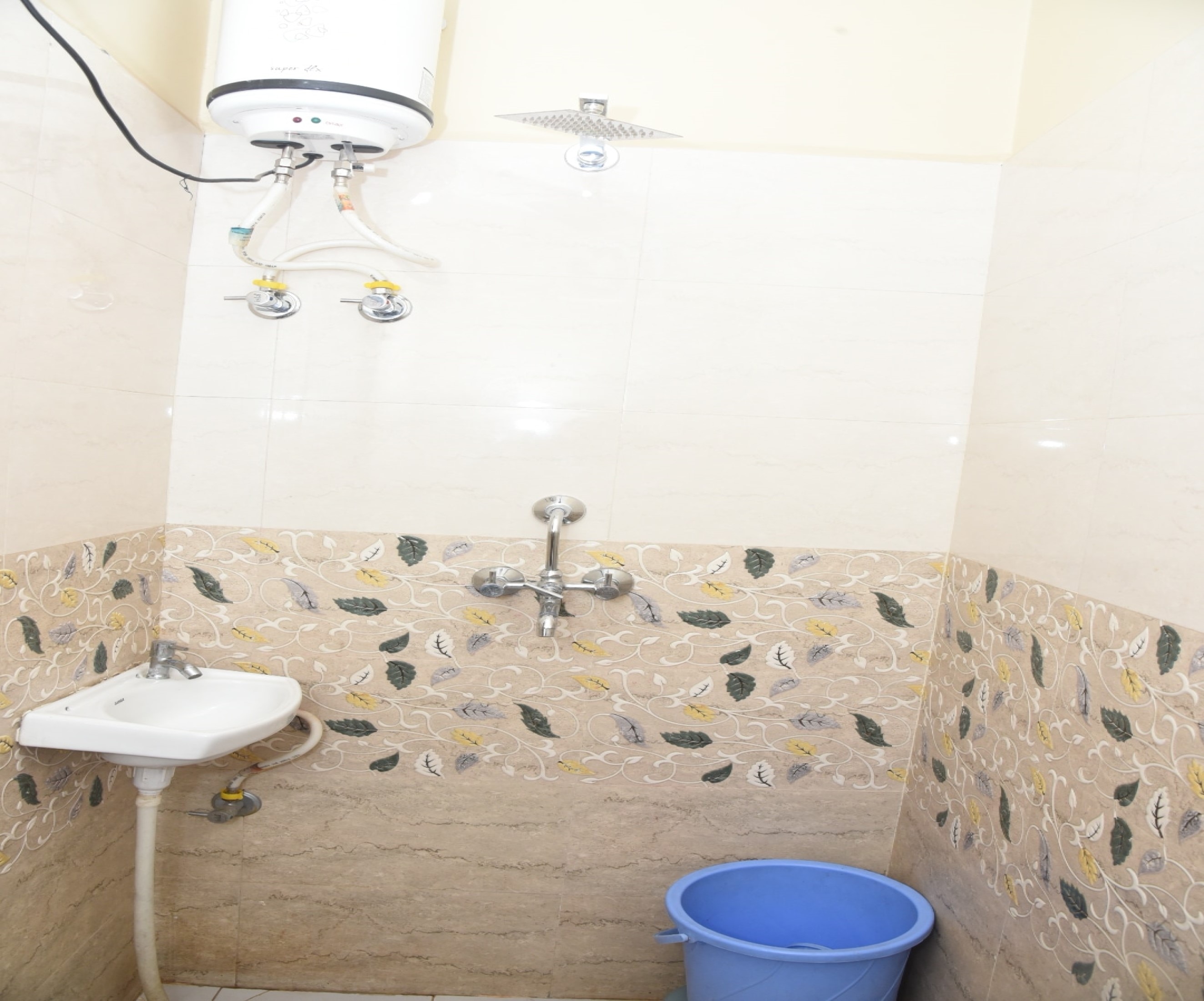 Hotel Laxmi vilas - Tap to explore photos