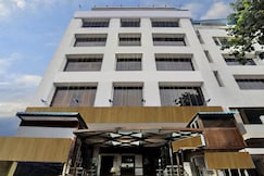 HOTEL GRAND ARYA-Eluru, Eluru