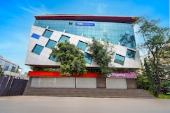 FabHotel Arya, Pune
