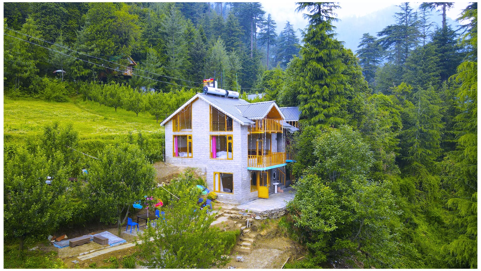 Tandi Mountain Cottage - Tap to explore photos