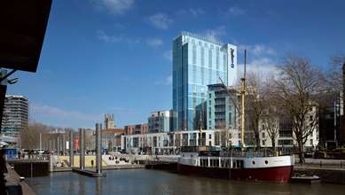 Radisson Blu Hotel Bristol - Tap to explore photos