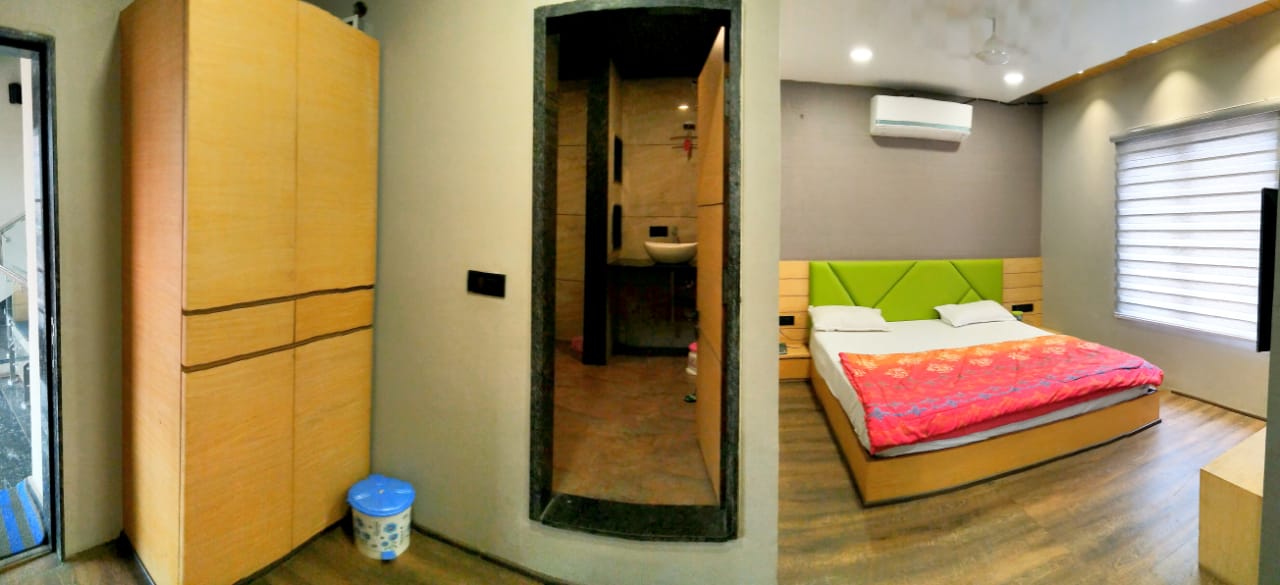 Hotel Raj Laxmi - Tap to explore photos
