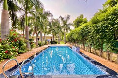 Mulberry Farm Noida, Noida