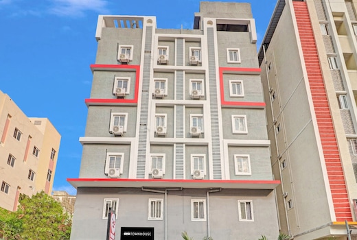 Townhouse White Ridge KPHB OPP JNTU