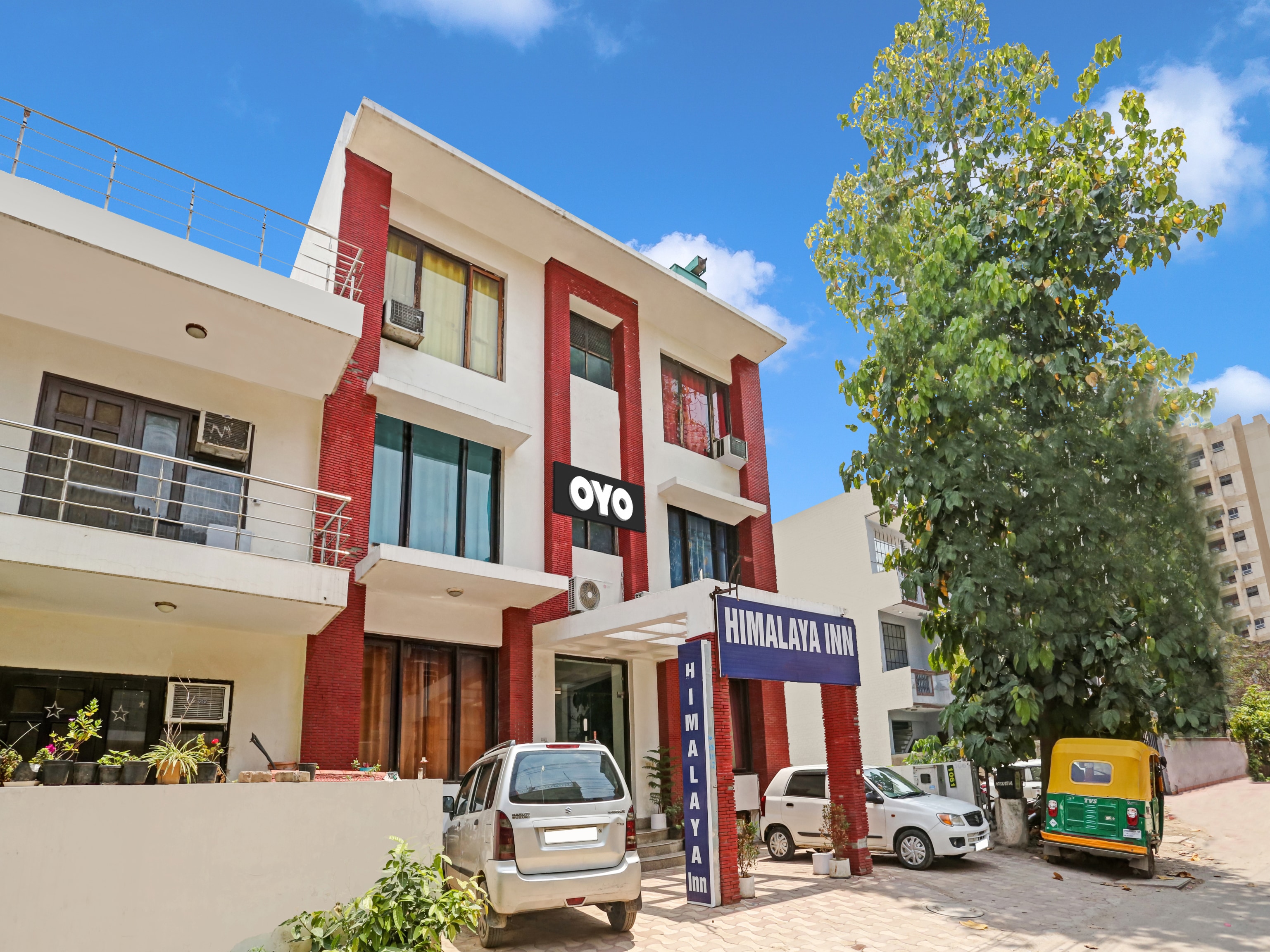 Hotel O White Lily Residency - Tap to explore photos