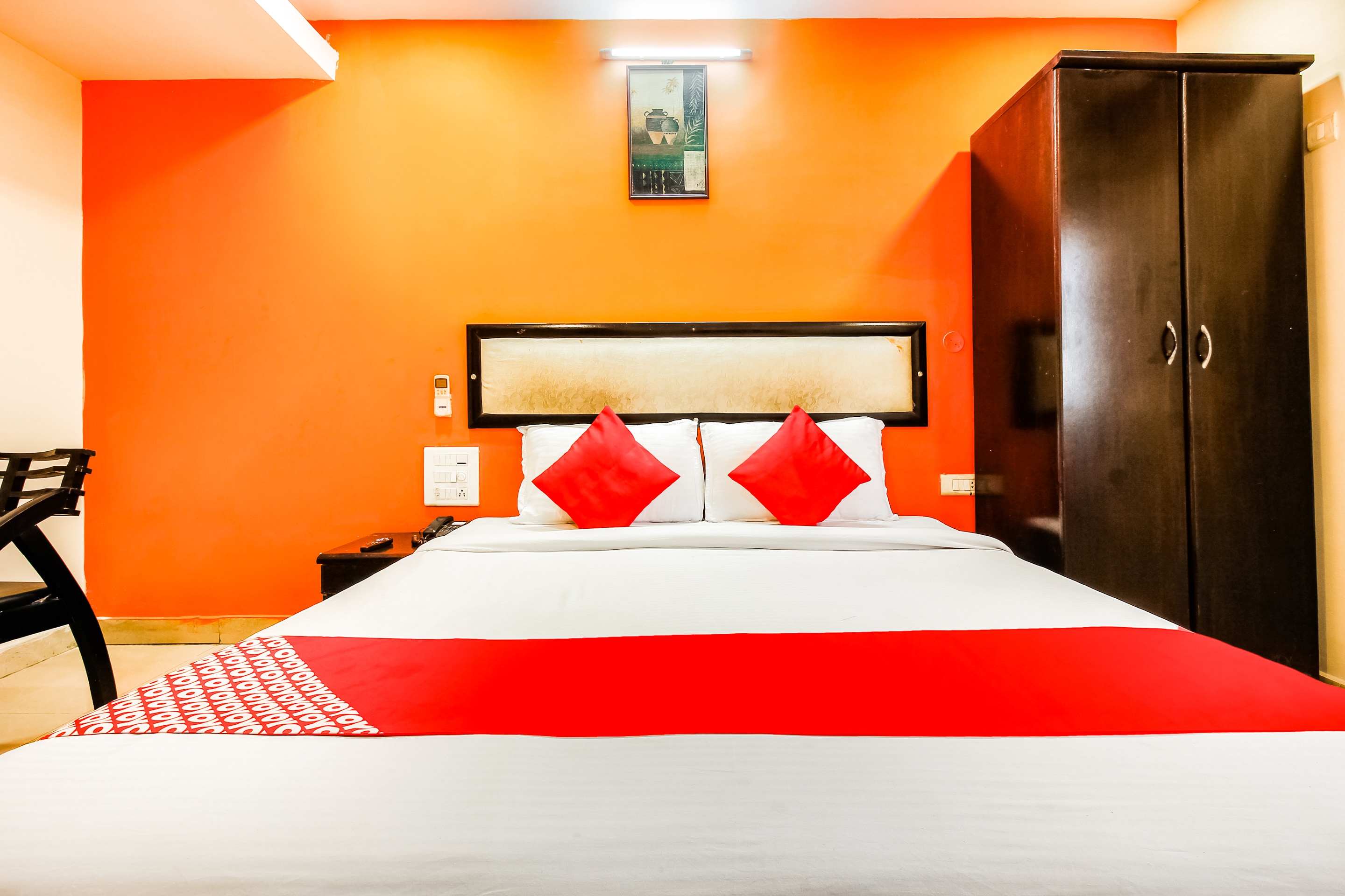 Hotel O Sg Comforts - Tap to explore photos