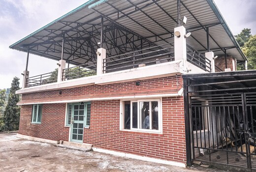 Mistywood Cottages 2BHK Valley View by Homeyhuts