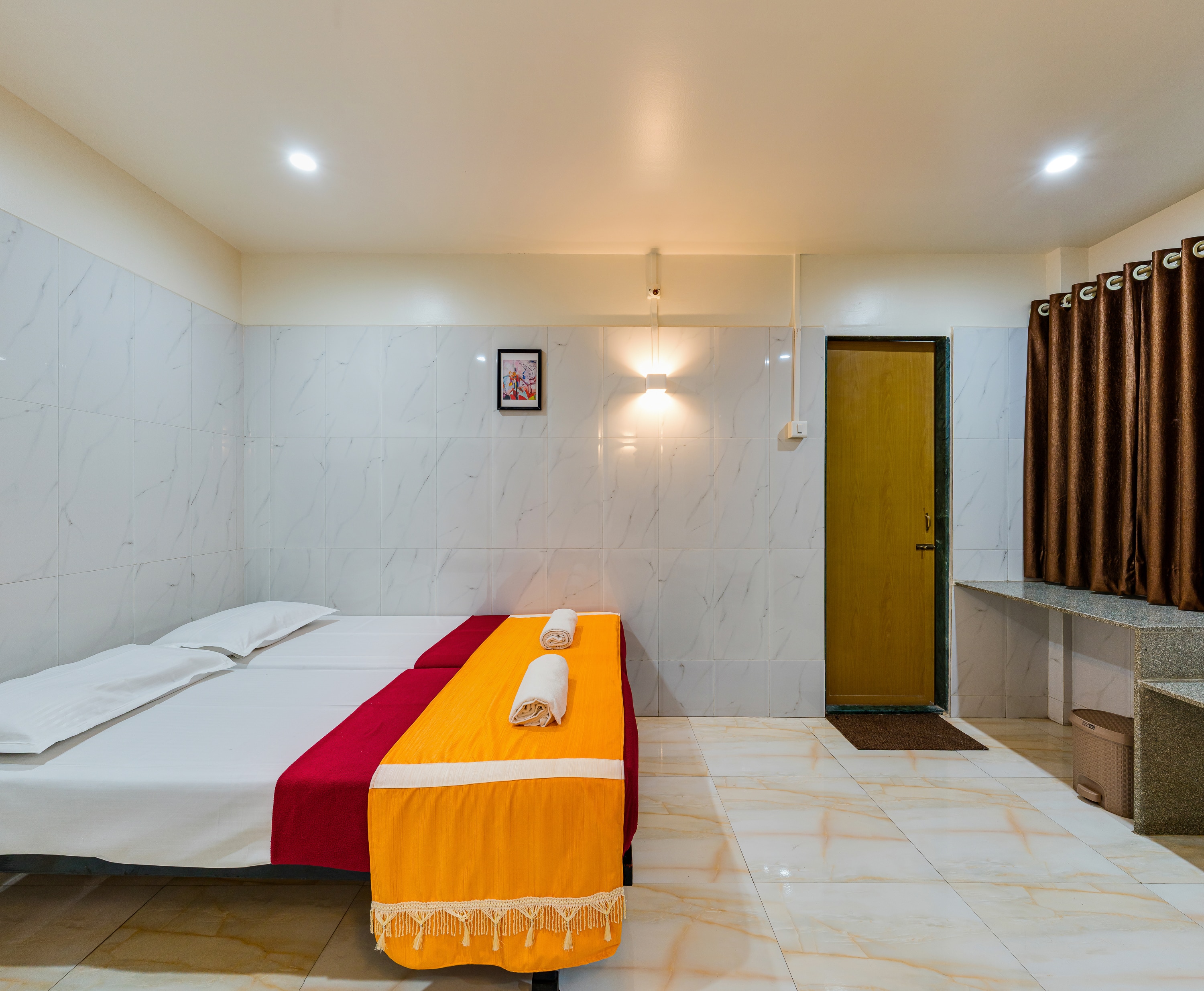 HOTEL PRAKASH REGENCY