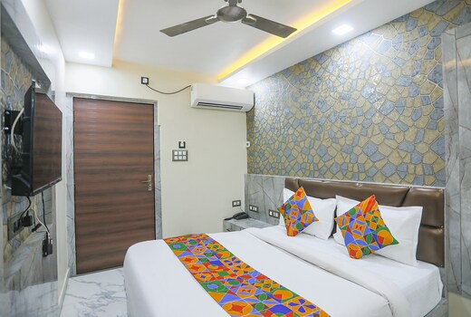 FabHotel The Treenity House