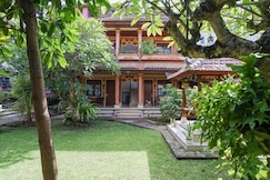 Indopurejoy House Bali, Bali