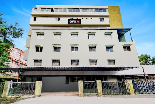 SPOT ON Nakshatra Lodge