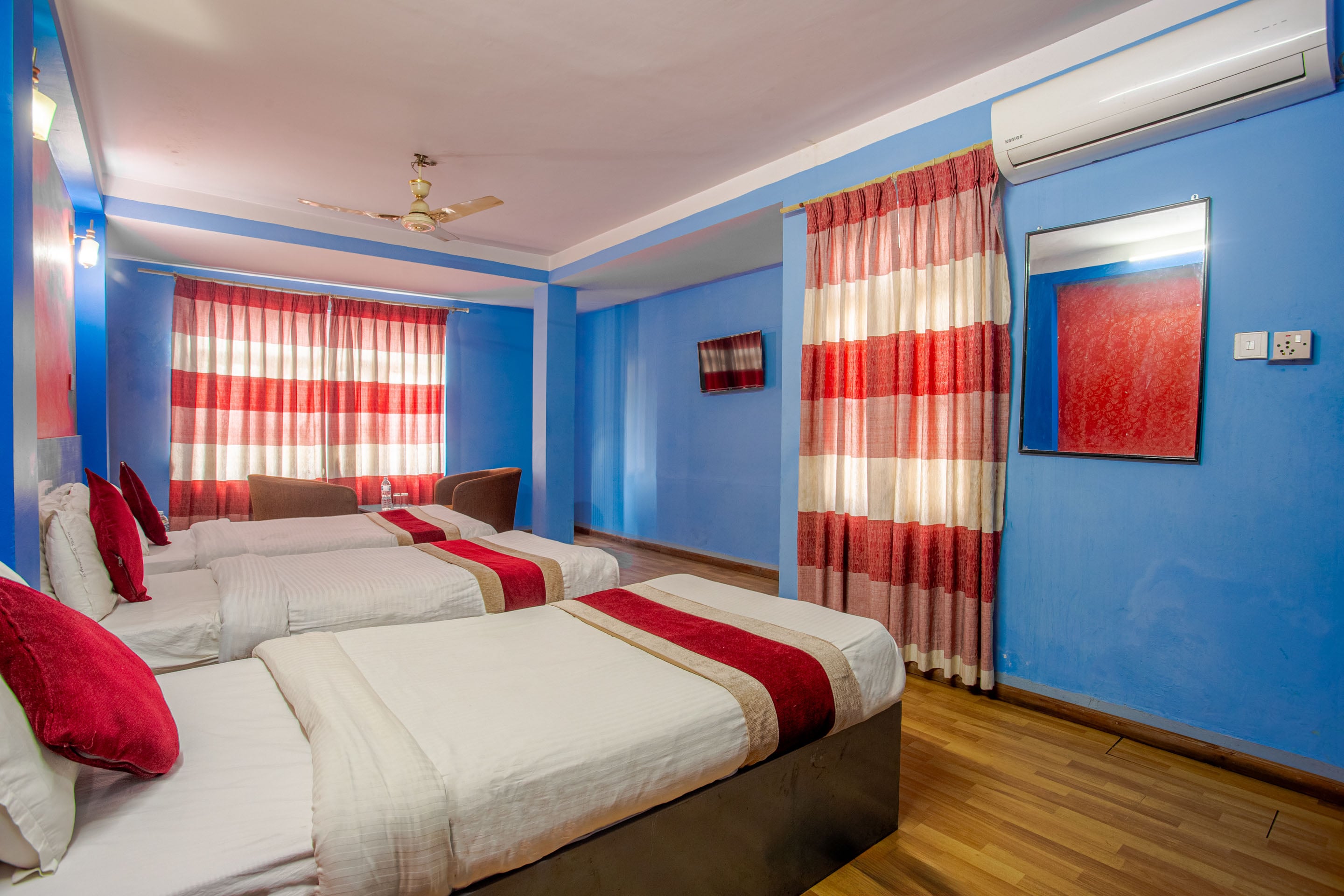 OYO 808 Hotel Om Ganapati Pvt Ltd - Tap to explore photos