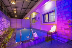 Taos Villa 3BHK with Pvt Pool By Staymatic Villa's, Lonavala