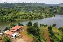 Grameen vatika homestay, Parasia
