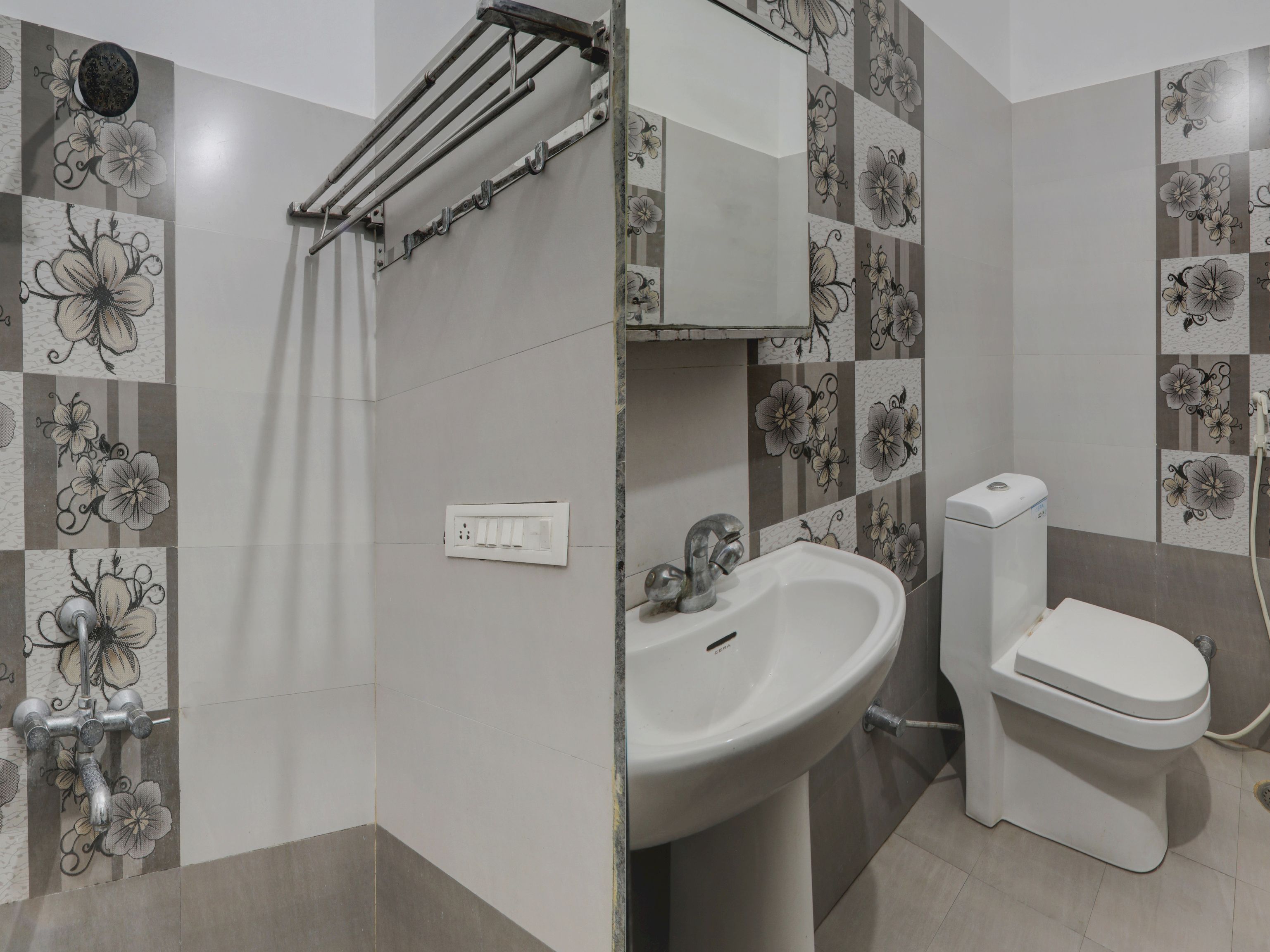 Hotel O Intercity Inn - Tap to explore photos