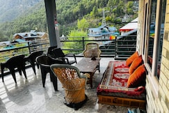 Wood Packer Homestay Kasol, Kasol