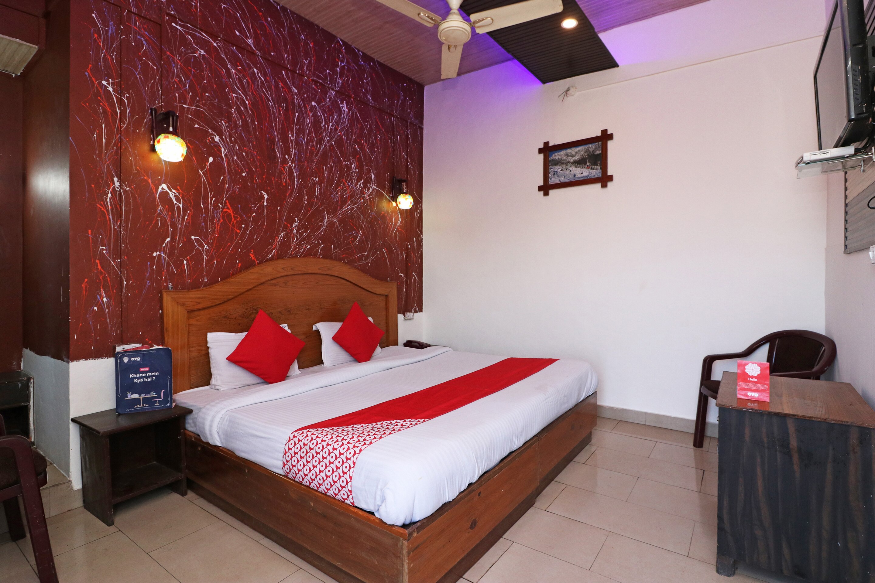 Hotel O Pragya New - Tap to explore photos