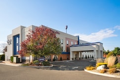 Hampton Inn by Hilton Chicopee/Springfield, Hampden