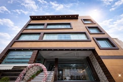 Hotel Citrus, Lucknow