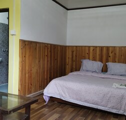 Ground Floor Non-View Room