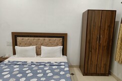 Hotel Deep Shri, Bhadesar