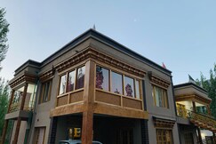 B2 Retreat, Nubra Valley