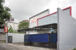 Hotel O DeHome Family, Sleman
