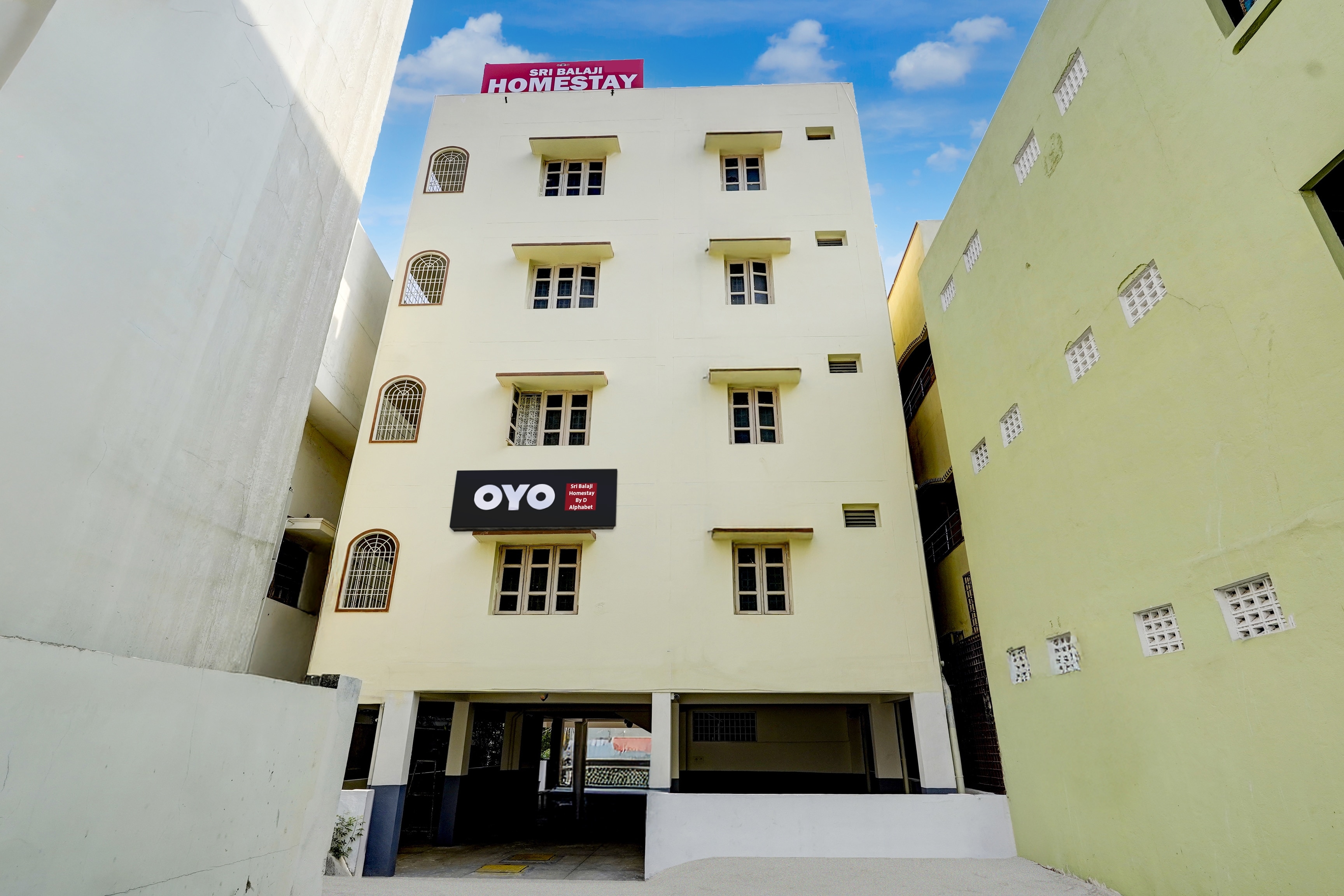 Hotel O SRI BALAJI HOMESTAY BY D ALPHABET - Tap to explore photos