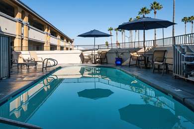 Best Western Kettleman City Inn & Suites - Tap to explore photos