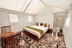 Luxury Swiss Camp By Monkey Tail, Barkot