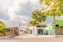 Super OYO 598 Peony Hotel, Cam Ranh