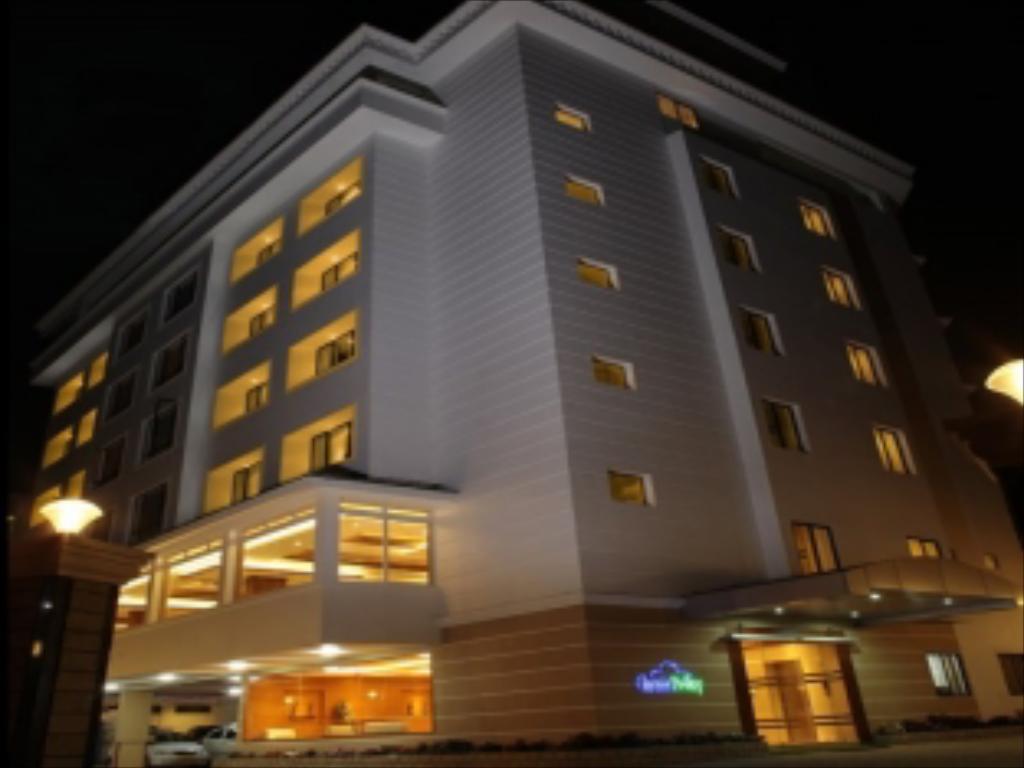 Clouds Valley Leisure Hotel Munnar INR 210 OFF ( ̶3̶5̶0̶0̶ ) Hotel