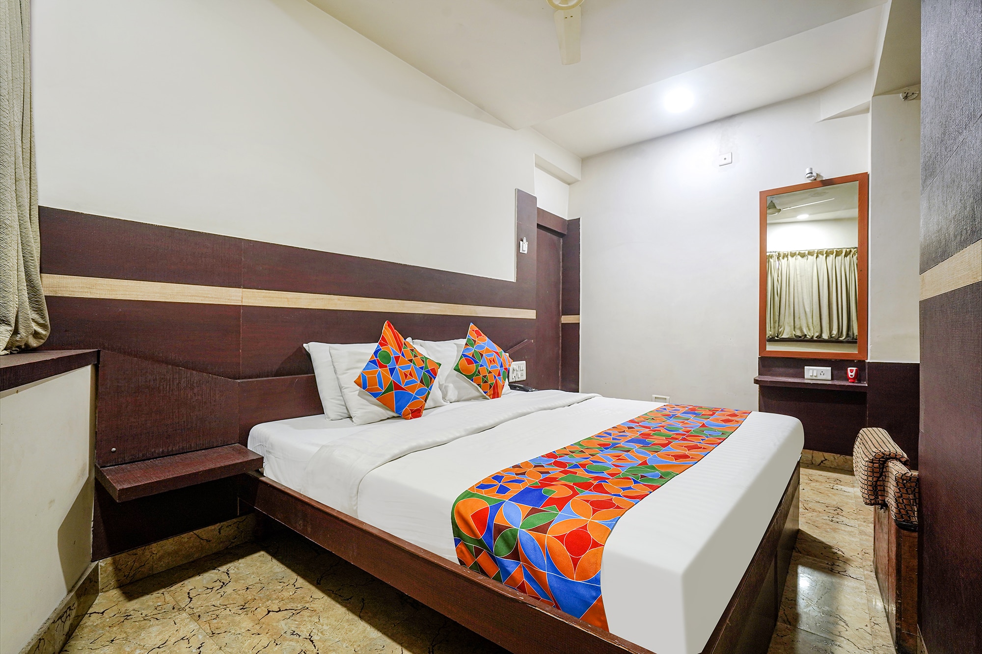 Deluxe Room 1