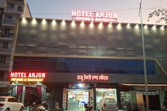 Hotel Arjun, Maihar