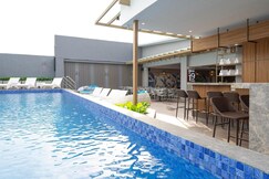 Bayfront Hotel Cebu Capitol Site, Minglanilla
