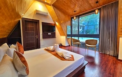 Rhapsody Rest