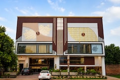 HOTEL RAMSEWKA RESIDENCY, Gonda